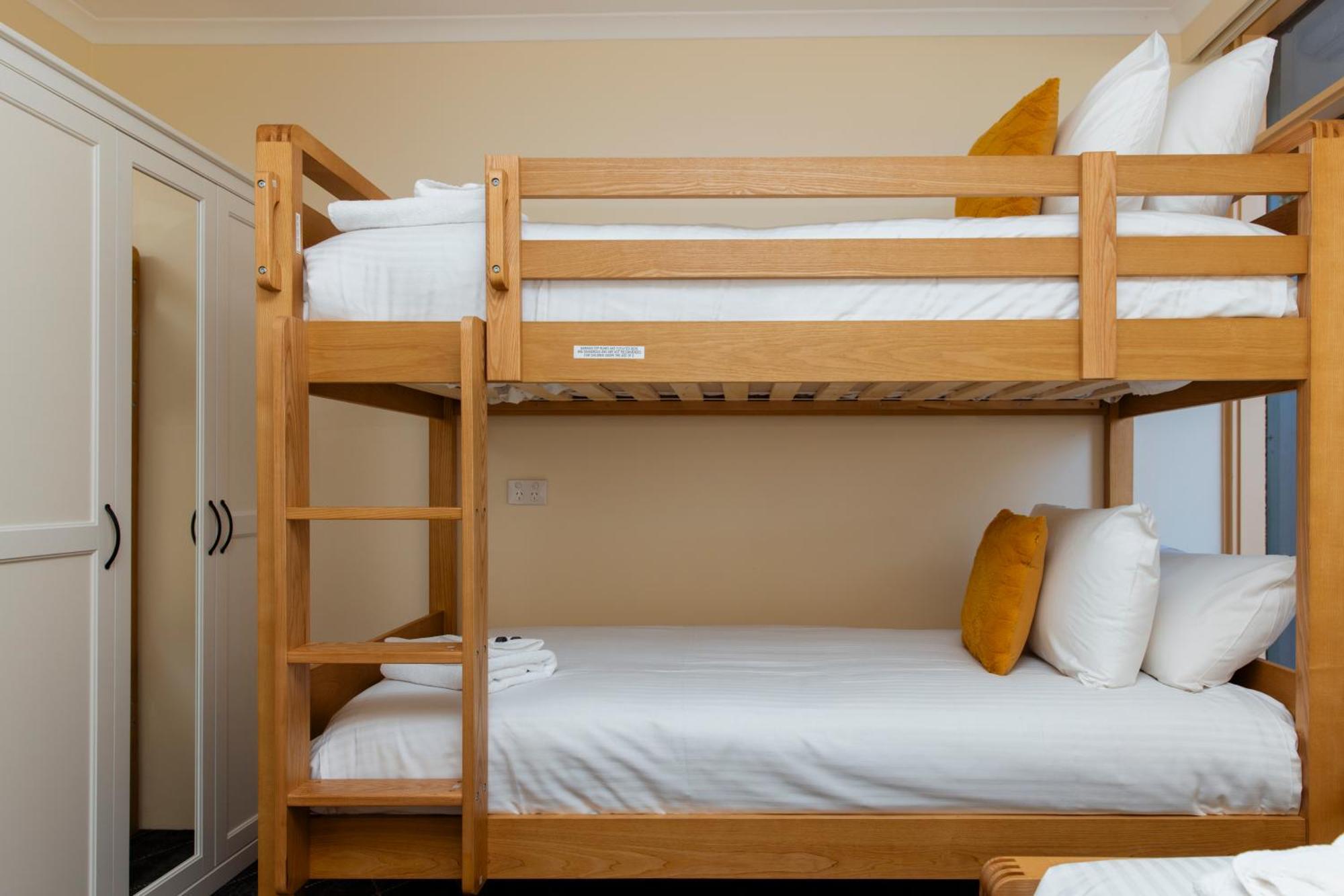 Lakeview Hotel Motel Shellharbour Esterno foto